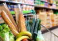 El aumento de la inflación en alimentos y bebidas al cierre de abril afecta el poder adquisitivo familiar