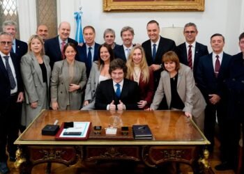 Manuel Adorni ante el Congreso: ‘Quiero dejarles en claro a todos que no voy a renunciar’