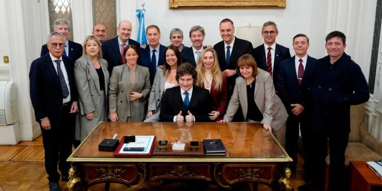 Manuel Adorni ante el Congreso: ‘Quiero dejarles en claro a todos que no voy a renunciar’
