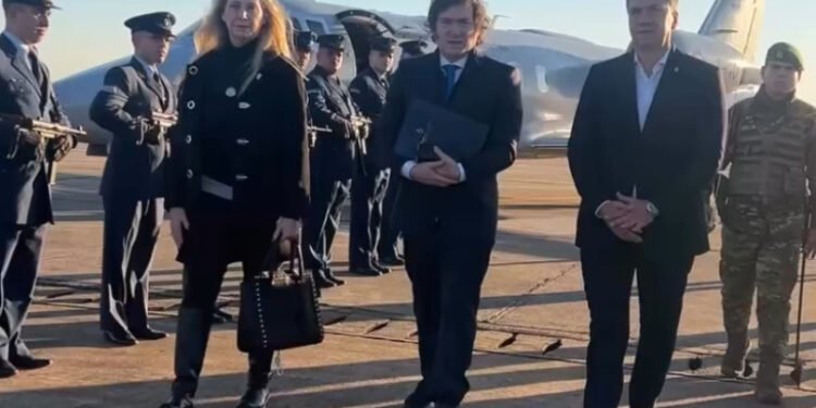 Karina Milei recibe al gobernador de Chaco, Leandro Zdero, en un encuentro clave
