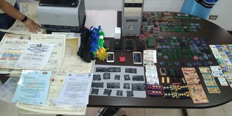 Desmantelan red de falsificación de documentos liderada por ‘El Artesano’