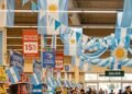 Feriado del 25 de mayo: horarios de atención en supermercados y shoppings