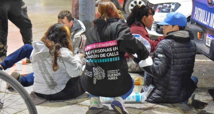 Más de 5.000 personas sin hogar en Buenos Aires: el impacto del frío y la crisis de vivienda