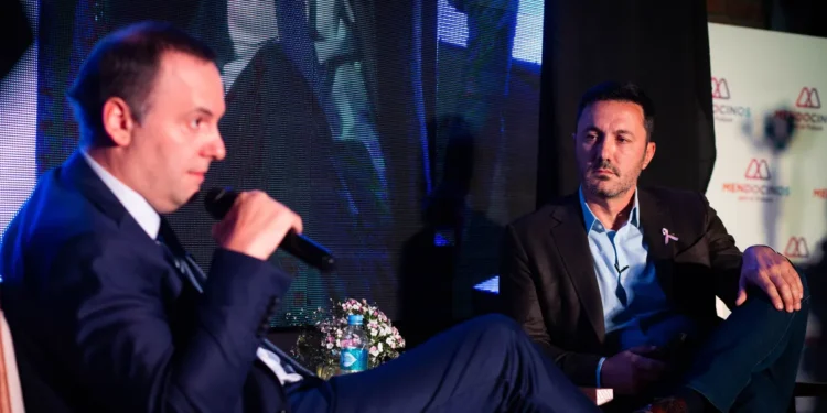 Solo en Off | Luis Petri y Manuel Adorni, los dos “no” del mendocino Cornejo a Karina Milei