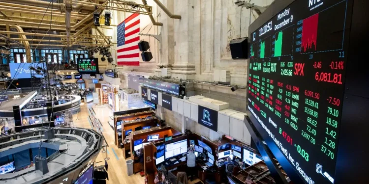 Mercados: las acciones y bonos argentinos avanzan tras el récord alcanzado en Wall Street