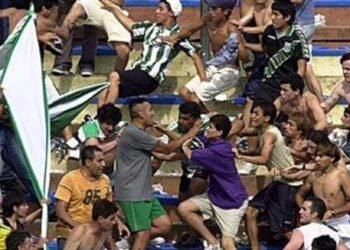 Las barras que pretenden dominar la tribuna de la selección argentina en el Mundial: restricciones y nombres clave