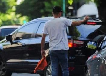 La Legislatura porteña debatirá una nueva ley para regular la actividad de los cuidacoches