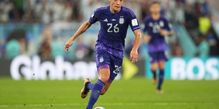La Selección argentina se entrena en Kansas: Nahuel Molina se posiciona para ser titular ante Austria