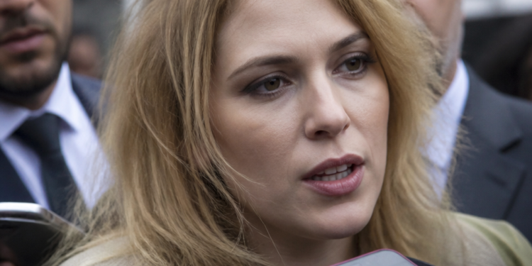 Lilia Lemoine respaldó a Adorni ycriticó al periodismo por extorsión: “Son errores humanos”