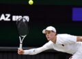 Sinner avanza a semifinales en Wimbledon tras vencer a Struff