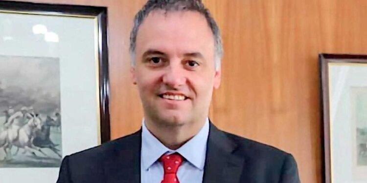 Caso Manuel Adorni: la propietaria de la vivienda alquilada por la madre del ex jefe de Gabinete confirmó el pago anticipado de u$s12.000