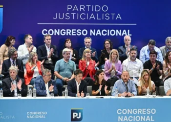 El peronismo enfrenta desafíos en las provincias y podría perder gobernaciones en 2027