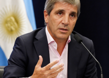 Caputo y su visión optimista para el futuro económico argentino