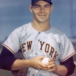 Sobrevivió a la muerte en seis ocasiones y se convirtió en una figura del béisbol: la extraordinaria historia de Jack Lohrke
