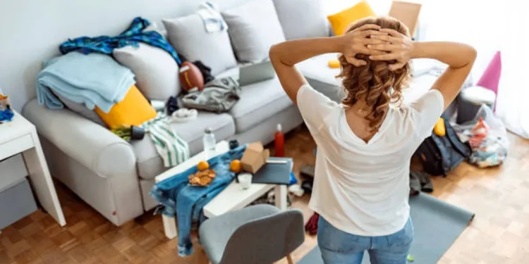 Psicólogos advierten: el desorden en casa puede tener un impacto en tu bienestar mental