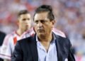 Descontento en el Monumental: protestas y un pedido claro por Ramón Díaz en River