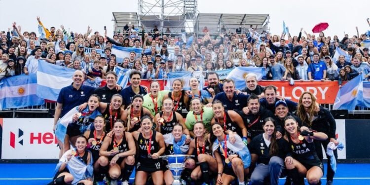 Las Leonas regresan a Argentina tras consagrarse campeonas del Mundial: “Un sueño hecho realidad”