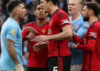 El Manchester City se impuso al United con un jugador menos: el tiro en el palo de Enzo Fernández y su intenso cruce con Maguire
