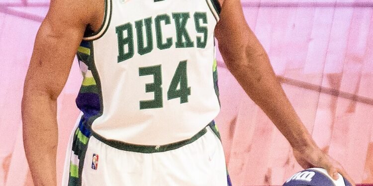La mansión de USD 13.5 millones adquirida por Giannis Antetokounmpo en Miami