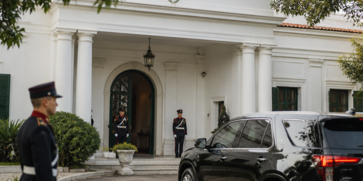 Reestructuración de la seguridad presidencial: Casa Militar asumirá todas las funciones de la Quinta de Olivos