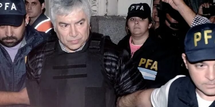 Denuncian una maniobra de Lázaro Báez relacionada con estancias en Santa Cruz que podría implicar a Néstor Kirchner