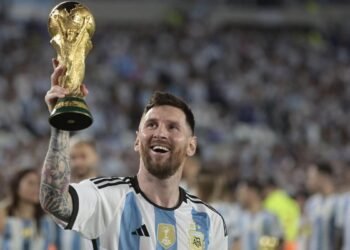 Alejandro Garnacho: de la promesa disputada entre España y Argentina a su difícil presente en el Aston Villa