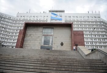 Corrupción en la Armada: la justicia incauta computadoras utilizadas en el pago de sobresueldos