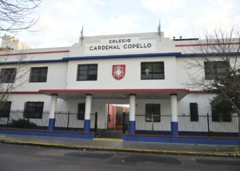 Estudiantes crearon un juego para fomentar la comunicación familiar sin celulares