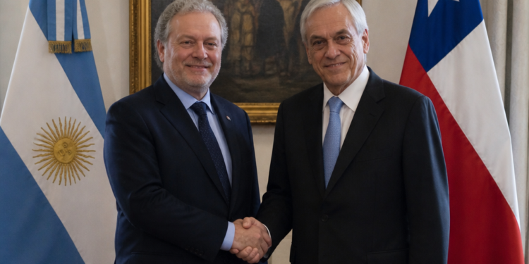 Chile reafirma apoyo a Argentina en la causa Malvinas y solicita reciprocidad por el Estrecho de Magallanes
