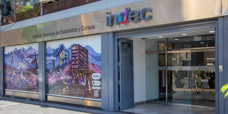 INDEC publicará hoy el informe de inflación de septiembre, estimándose un incremento cercano al 2%