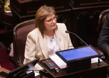 El Gobierno evalúa a Patricia Bullrich como potencial compañera de fórmula de Javier Milei para 2027