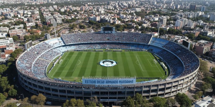 Argentinos Juniors logró una sufrida victoria ante Tigre y se posiciona como líder en su grupo